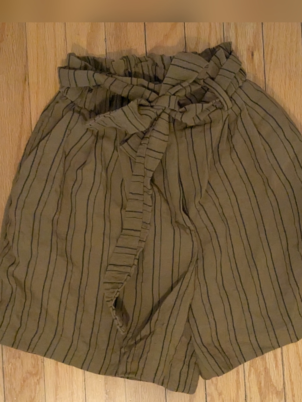H&M Paperbag Shorts